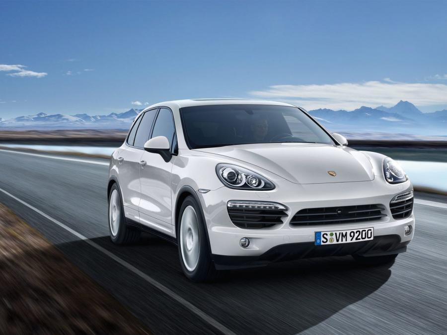 Porsche Cayenne S Hybrid 2011 года  (фото 6 из 8)